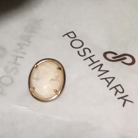 VTG Cameo Carved Brooch - Picture 2 of 6